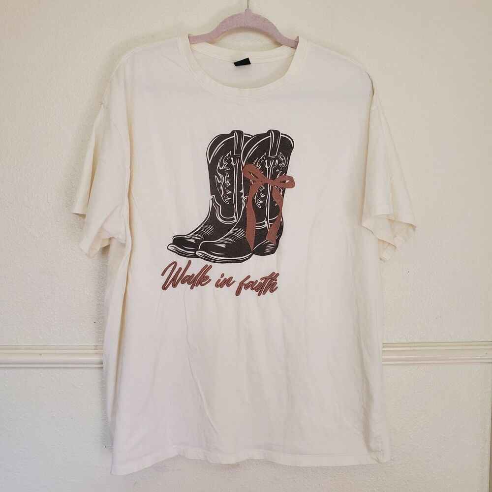 VIBE'N Walk In Faith Cowboy Boots Graphic Tee Cream XL A351483416